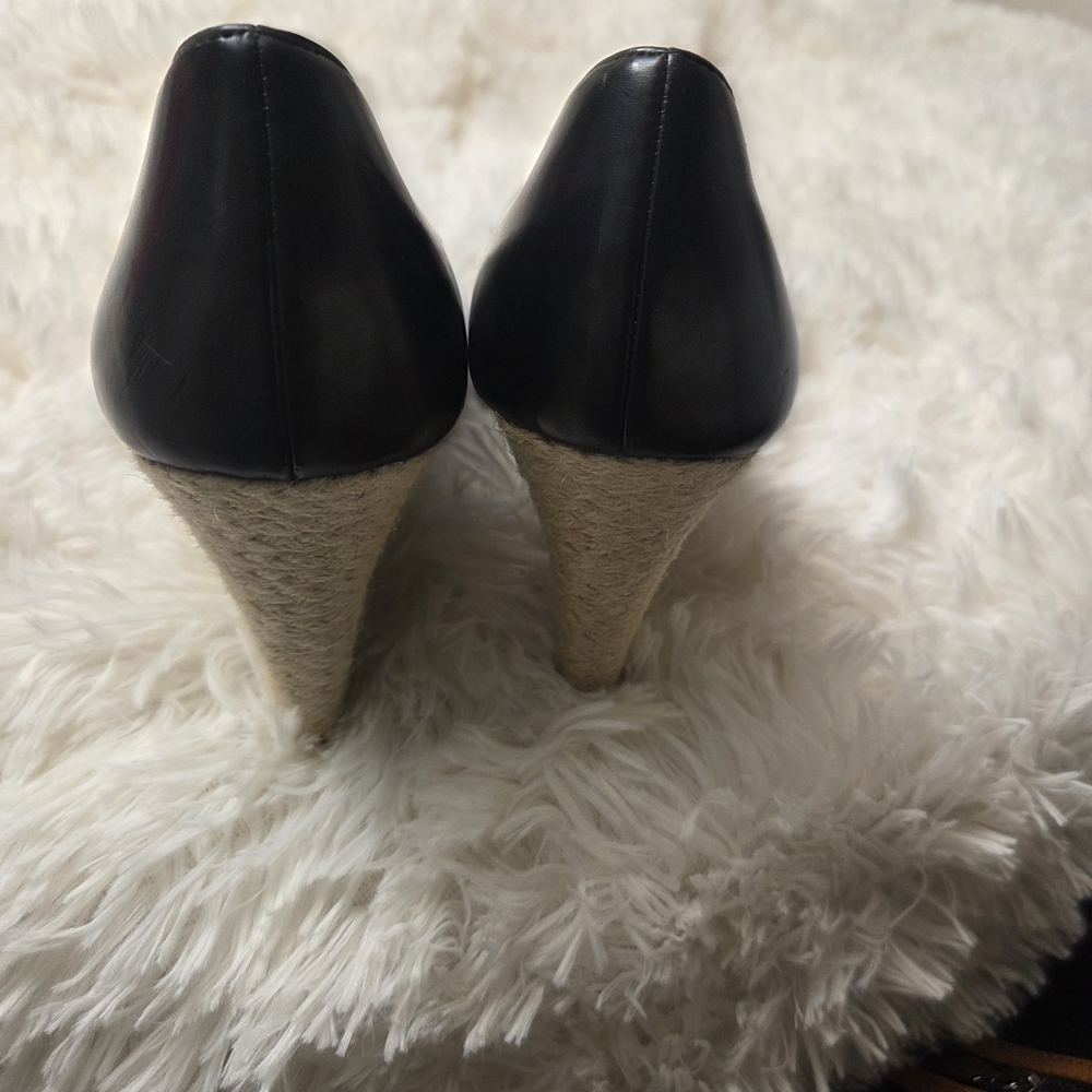 Dexflex Comfort Black Peep-Toe Wedges - Picture 4 of 5